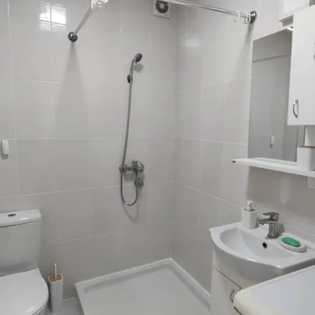 Stan Na Dan - Anika Šabac